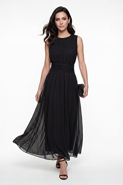 Lafaba Women's Black Crew Neck Pleated Long Chiffon Event Dress