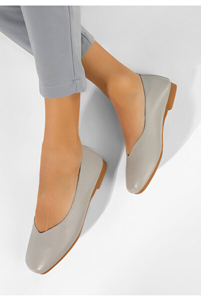 B T Shoes Gabiela grey Leather Ballet Flats
