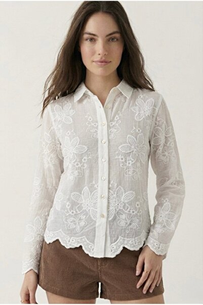 Neden Tekstil Women's White Floral Embroidered Casual Shirt with Open Hem