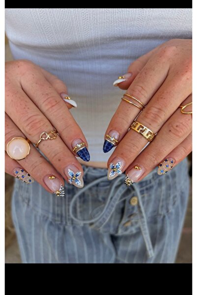 Violet nails Mavi çiçek tırnak