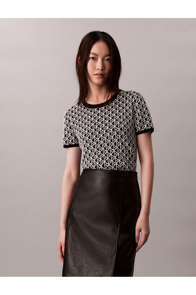 Calvin Klein سترات نسائية