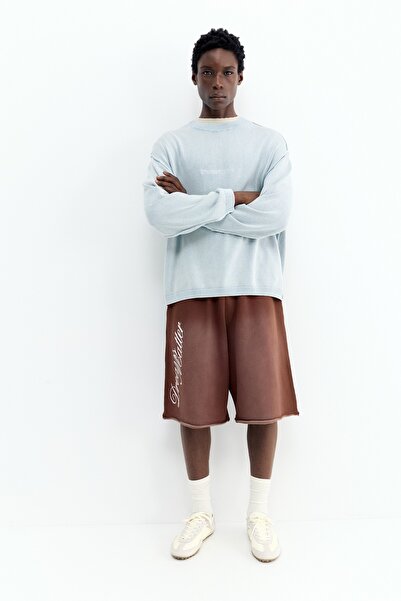 Pull & Bear Grafik baskılı skater jogger şort