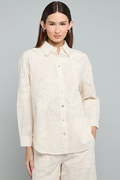 R&B Embroidered Shirt with Classic Collar and Long Sleeves