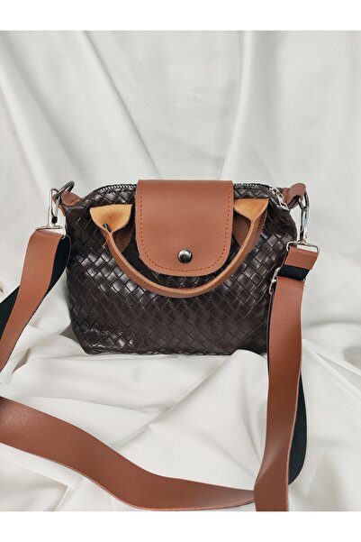 Leaf Accessory Stylish Flap Bag with Ecru Triangle Logo