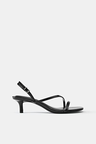 Pull & Bear Bantlı topuklu sandalet