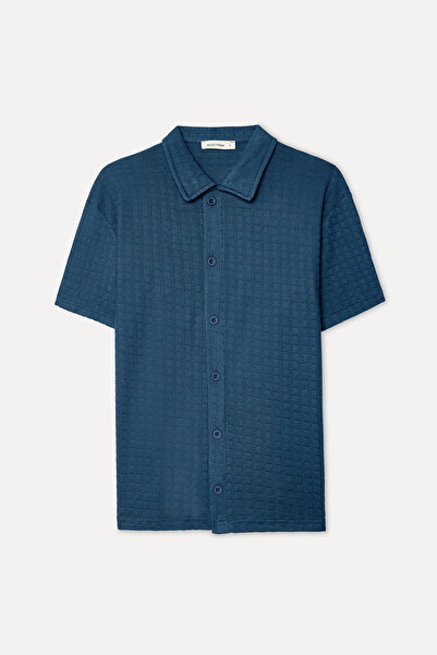 Mudo Men's Indigo Jacquard Comfort Fit Short Sleeve Shirt