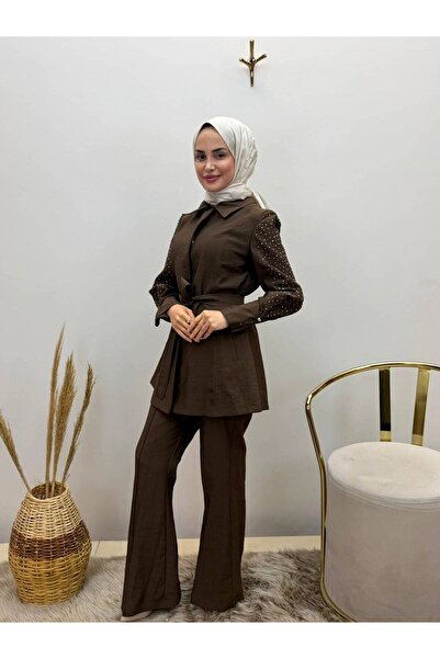 jooq Sleeveless Suit with Stone Detail