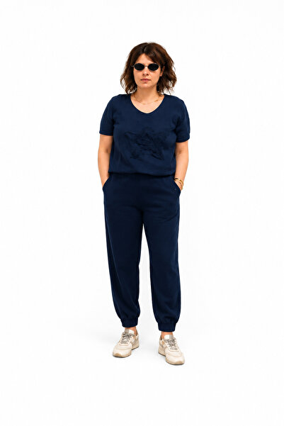 duygu altıntaş Starry T-Shirt & Pleated Trousers Set – Comfortable Fit, Casua...