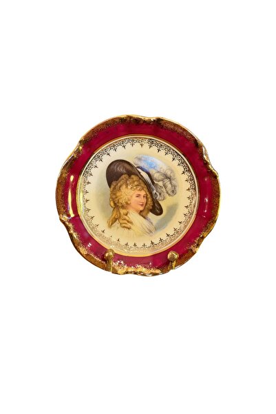 Fransız Limoges Limoges Hand-Painted Porcelain Plate, 13 cm in Diameter