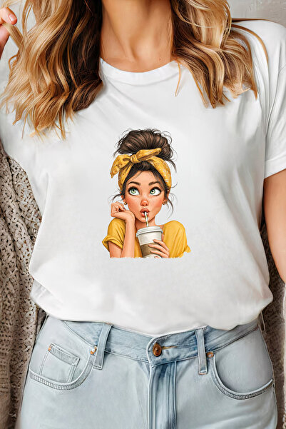 Sarah's Boutique Women's T-shirt – 100% cotton – Straw Girl