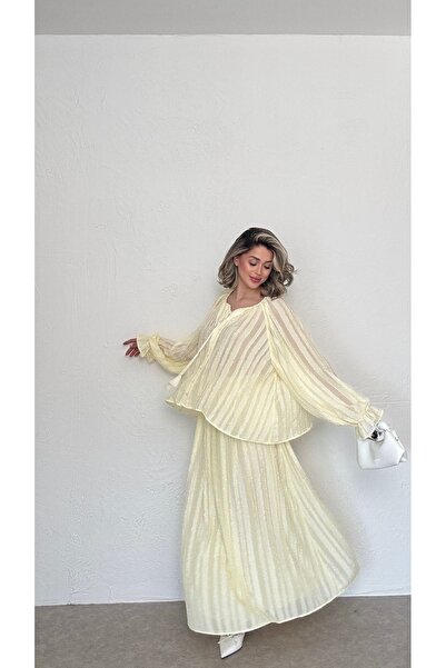 Nesil Oversize Blouse and Skirt Set
