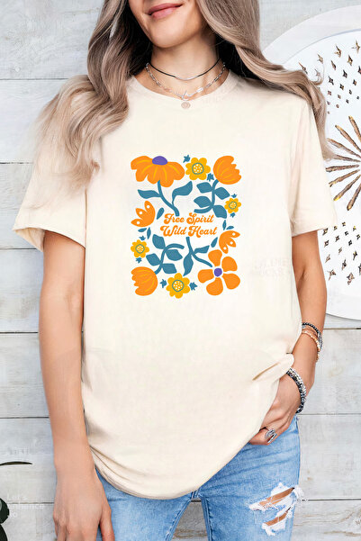 Sarah's Boutique Women's T-shirt – 100% cotton – Free Spirit