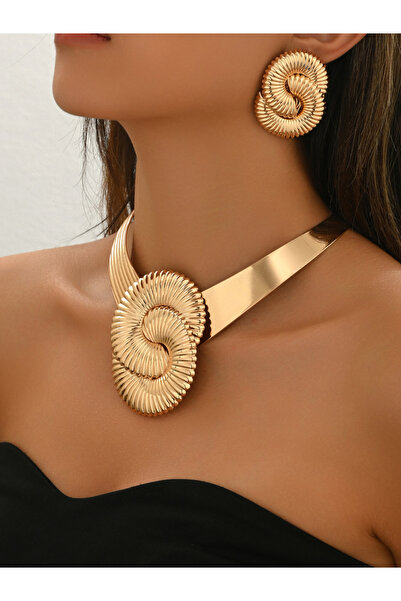 Take Two By Styli Retro Bohemian V-Shaped Necklace with Earrings Set