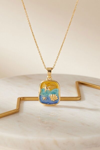 bacc Medallion Necklace with Yellow Starfish and Coral Figures