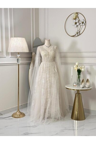 vanus fashion 7310-فستان راقٍ بتفاصيل حالمة ولمسة ملكية ناعمة