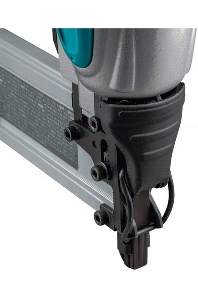 Makita Pistol pneumatic pentru cuie și capse 15-50mm AF506 Case PL