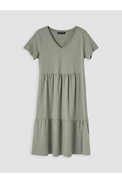 LC Waikiki Rmz Gi̇yi̇m Farkiyla V Dikim Katkat Dress