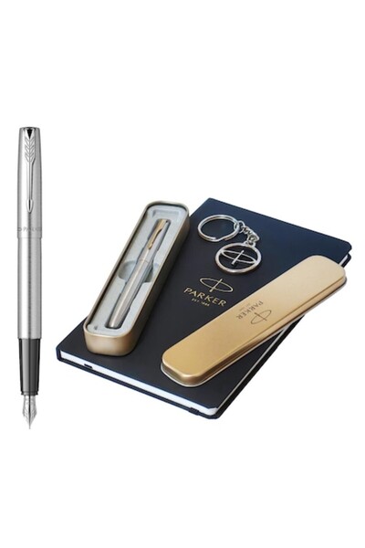 Parker Set cadou Frontier: stilou, caiet A5 și breloc - Argintiu cu accesorii...