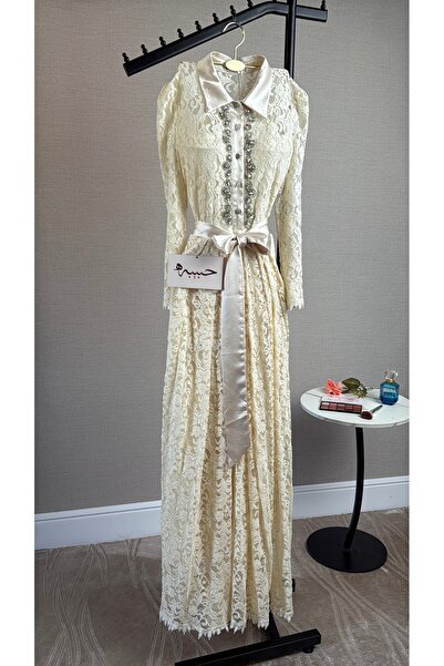 Habiba ✨   Royal Pearl Whispers – a Dress That Tells the Story of Timeless El...