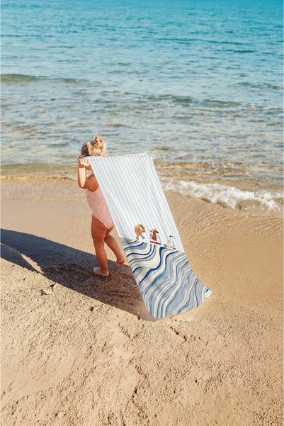 Kokopatik Wave Paws Patterned Beach Towel