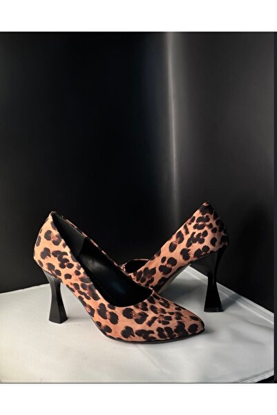 Genel Markalar Kadın Leopar Desenli Kadeh Topuklu Stiletto