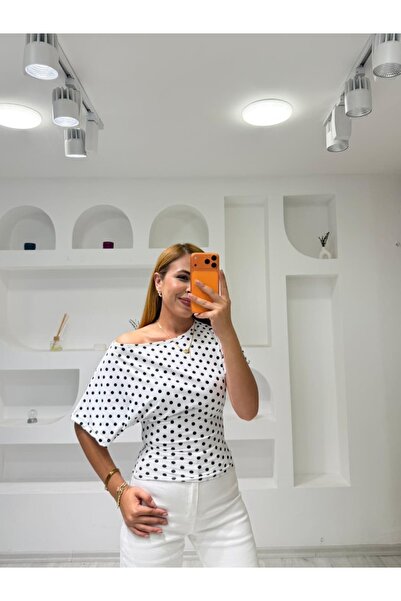 İrka Moda Puantiyeli Polyemid Bluz