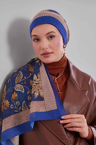 Levidor Indigo Tulip Pattern Sport Shawl