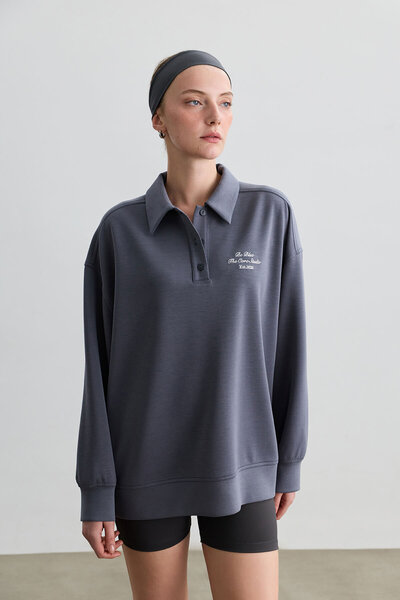 BE BLUE TOZLU MAVİ POLO YAKA İNCE SWEATSHIRT
