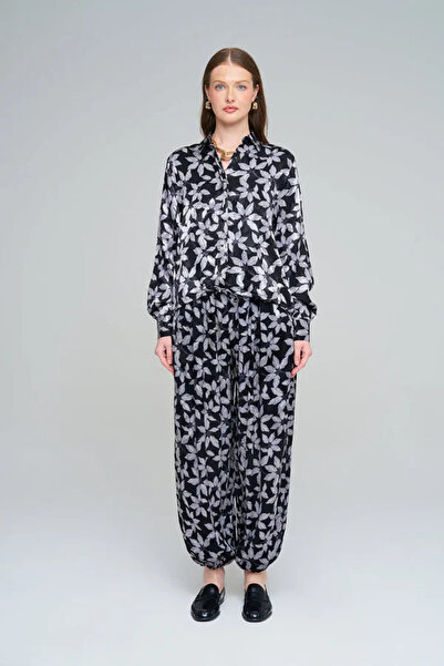 Orfeo Negro Leaf Patterned Black Blouse and Pants Set
