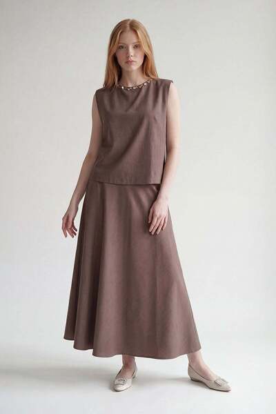 Levidor Coffee Stone Collar Detailed Skirt Set