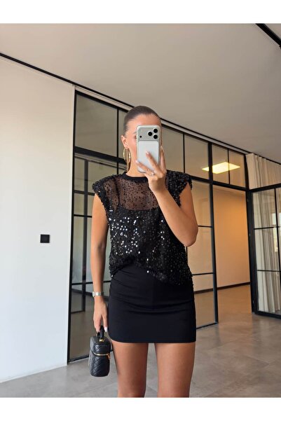 BB Bensu Buyruk Vatkali Sequined Tank Top Black