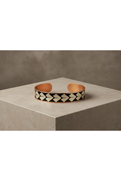 Erol Bakır Adjustable Clamp Bracelet with Copper Arrow Motif