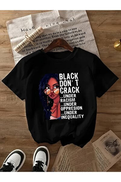 STITCHLY تي شيرت أسود غير رسمي بأكمام قصيرة مع طباعة جرافيك تحمل شعار تضخيم ق...