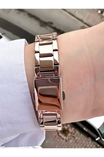 Ferrucci Kadın Rose Gold Metal Kordon Taşlı Kadran Kol Saati 2 Yıl Garantili