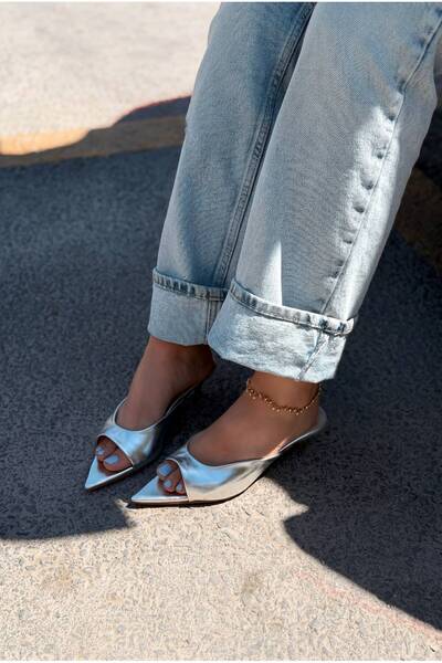 I Love Shoes Boreni Silver Shiny Leather Women's Heeled Slippers