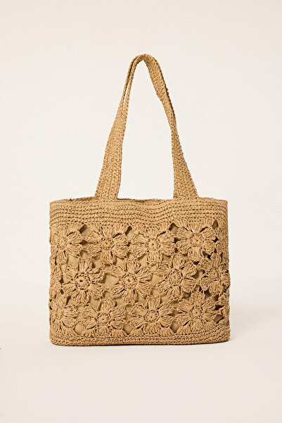 Touché Privé Flower Motifed Straw Shoulder Bag