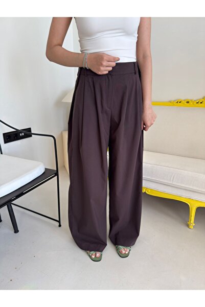 Bade Butik Brown Pleated Palazzo Trousers