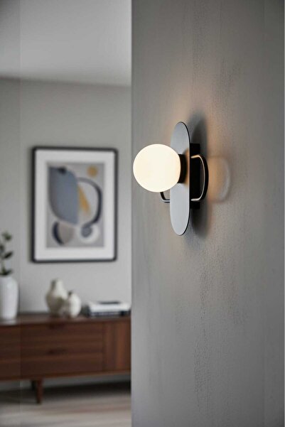 BSA LIGHTING VENÜS TEKLİ SİYAH MODERN APLİK (BEYAZ GLOP CAMLI CAM ÇAPI 12 CM) G9 AMPUL İLE KULLANILMAKTADIR AMPUL DAHİL DEĞİLDİR