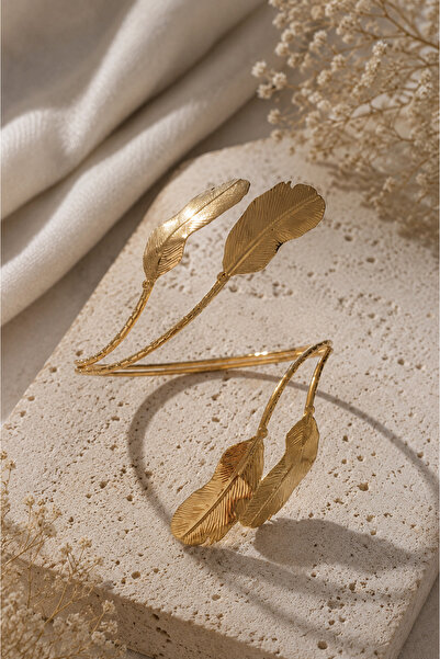 Sylvera Shop Lorien Yaprak Arm Cuff Pazu Bracelet (Gold Color)