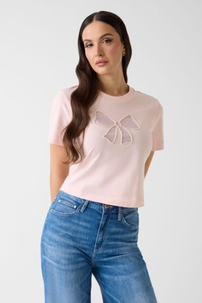 Guess PEMBE TAŞLI FİYONK DETAYLI LOGOLU KADIN T-SHIRT