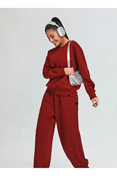 KAWN Round Neck Loose Fit Sweatshirt