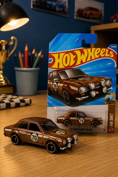 HOT WHEELS 70 Ford Escort RS1600 - Hw Dirt Özel Seri Metal Oyuncak Araba