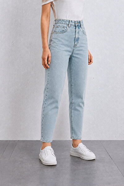 sion jeans Julia Milano New Season Lara Jiyan Vivien Light Blue Ice Scrub Mom...