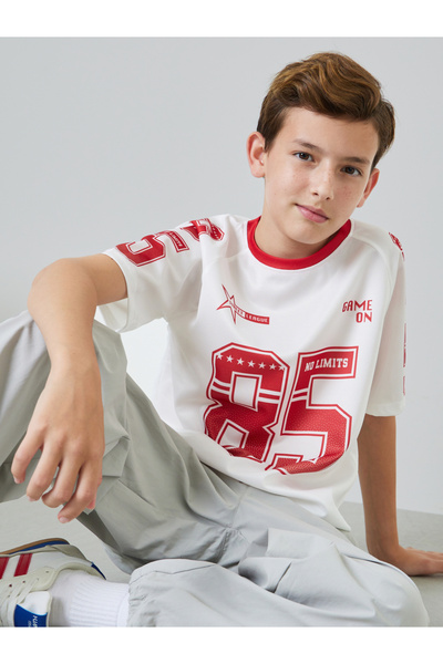 Styli Boys Off-White Graphic Regular Fit T-Shirt