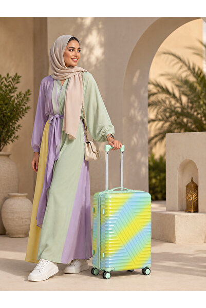 WAF 20 in Lightweight Carry-On: Hard Side, Spinner Wheels, Polycarbonate , - ...