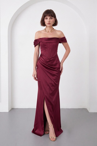 Lafaba Rochie de seară lungă din satin, cu decolteu bărcuță și șliț, de culoa...