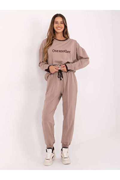 Relevance Women's Suit, RELEVANCE, Cotton, Long Sleeve, Dark Beige, model RV-...