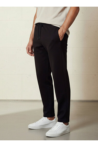 FAV Men Straight Fit Trousers