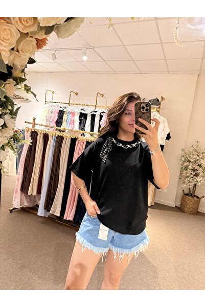 Alâ Butik Official Kadın Fular Detaylı Oversize Basic Tişört