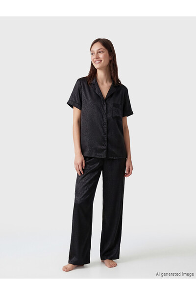 LC Waikiki Rmz Gi̇yi̇m Farkiyla Embroidered Women's Satin Pajama Set